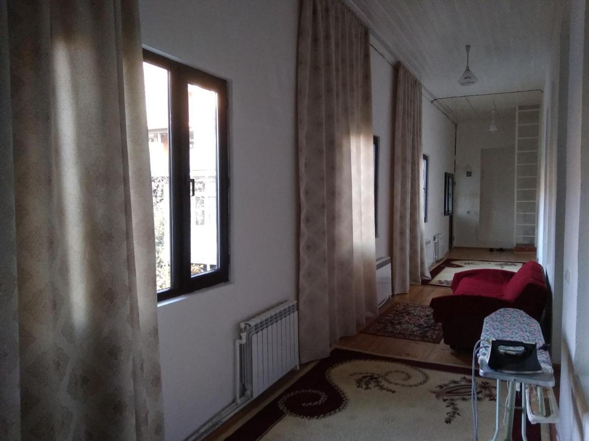 Ilham Mustafa Houses Şǝki Екстериор снимка